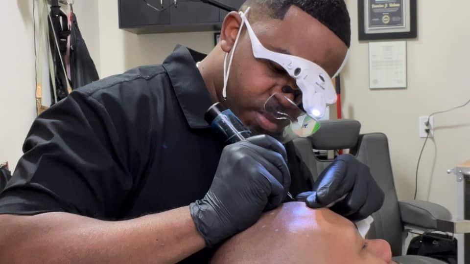 Does Scalp Micropigmentation Hurt?